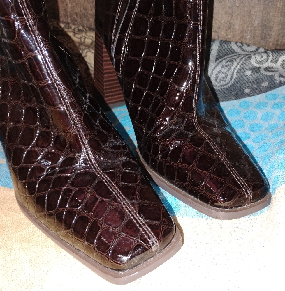 Sam Edelman Ivette 2 Block Heel Leather Boot Size 7.5 M Croc - Picture 4 of 10